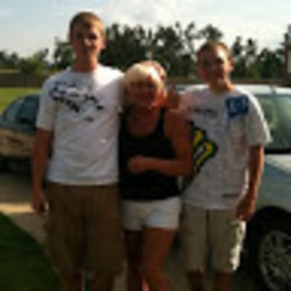 Meet your Posher, Pamela - Picture 1 of 1